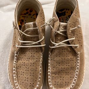 Hey Dude Tan Ankle Boots size 6